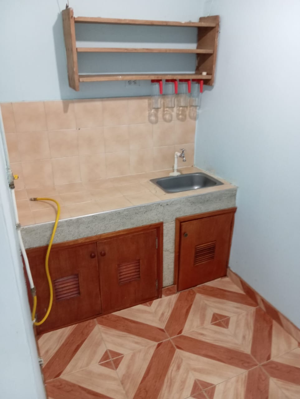 SE ARRIENDA APARTAESTUDIO LA  ASUNCION