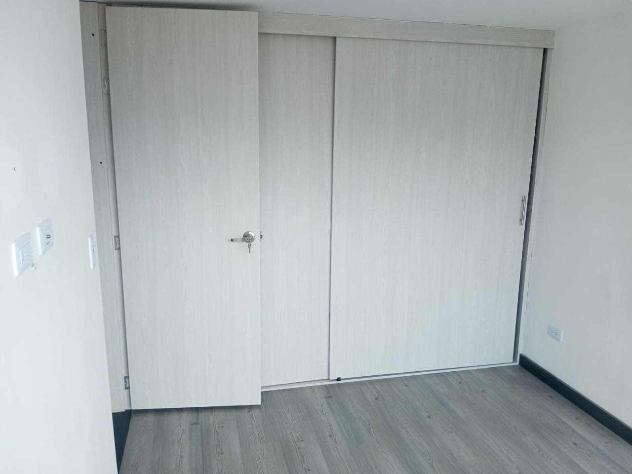 APARTAMENTO EN VENTA CAMPOHERMOSO