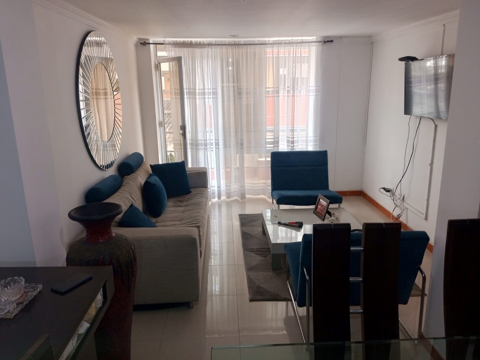 EDIFICIO EN VENTA  CHIPRE