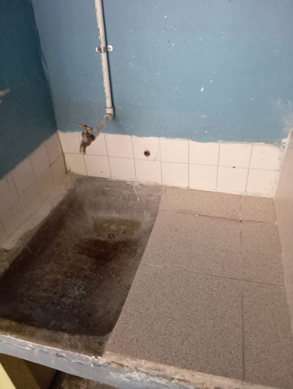 ARRIENDO CASA SECTOR BARRIO VELEZ
