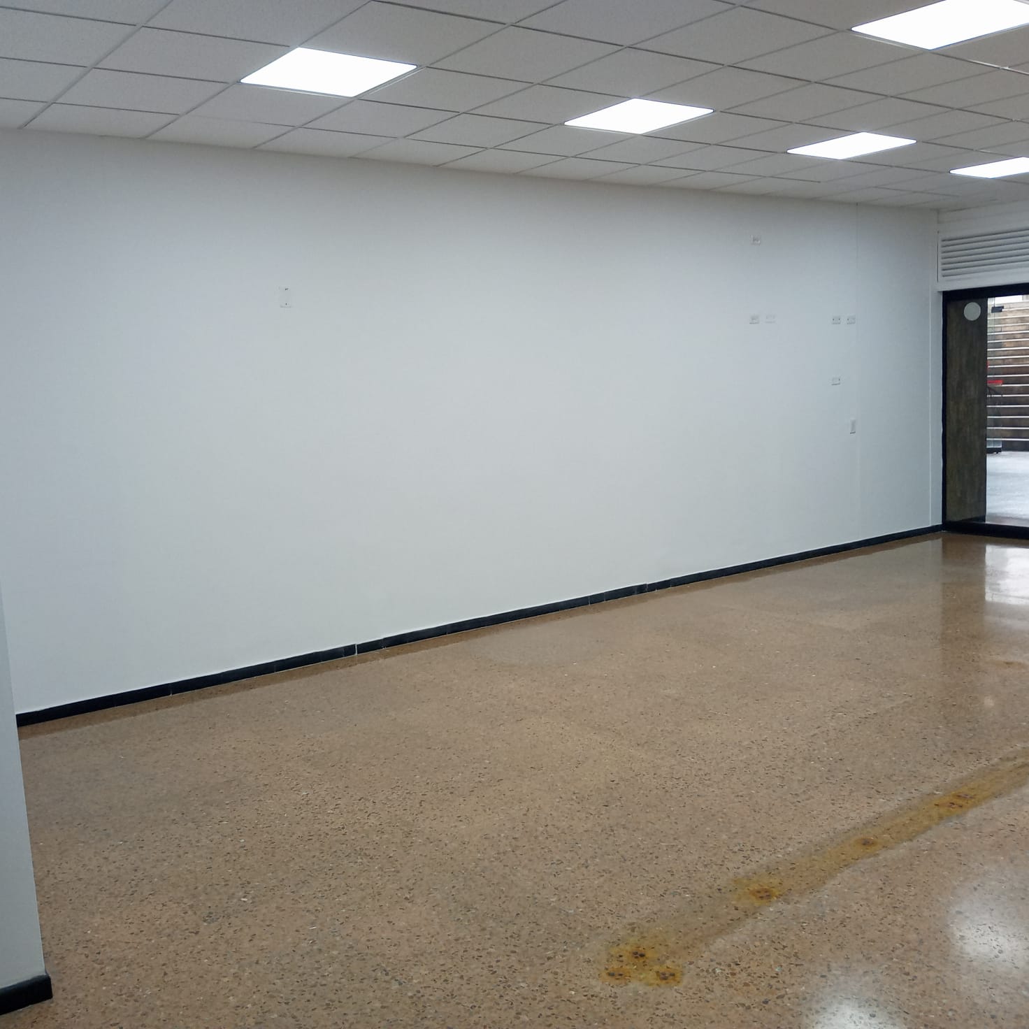 ARRIENDO LOCAL SECTOR CENTRO