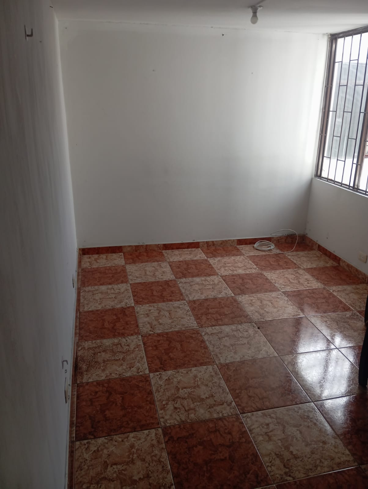 ARRIENDO OFICINA SECTOR CENTRO