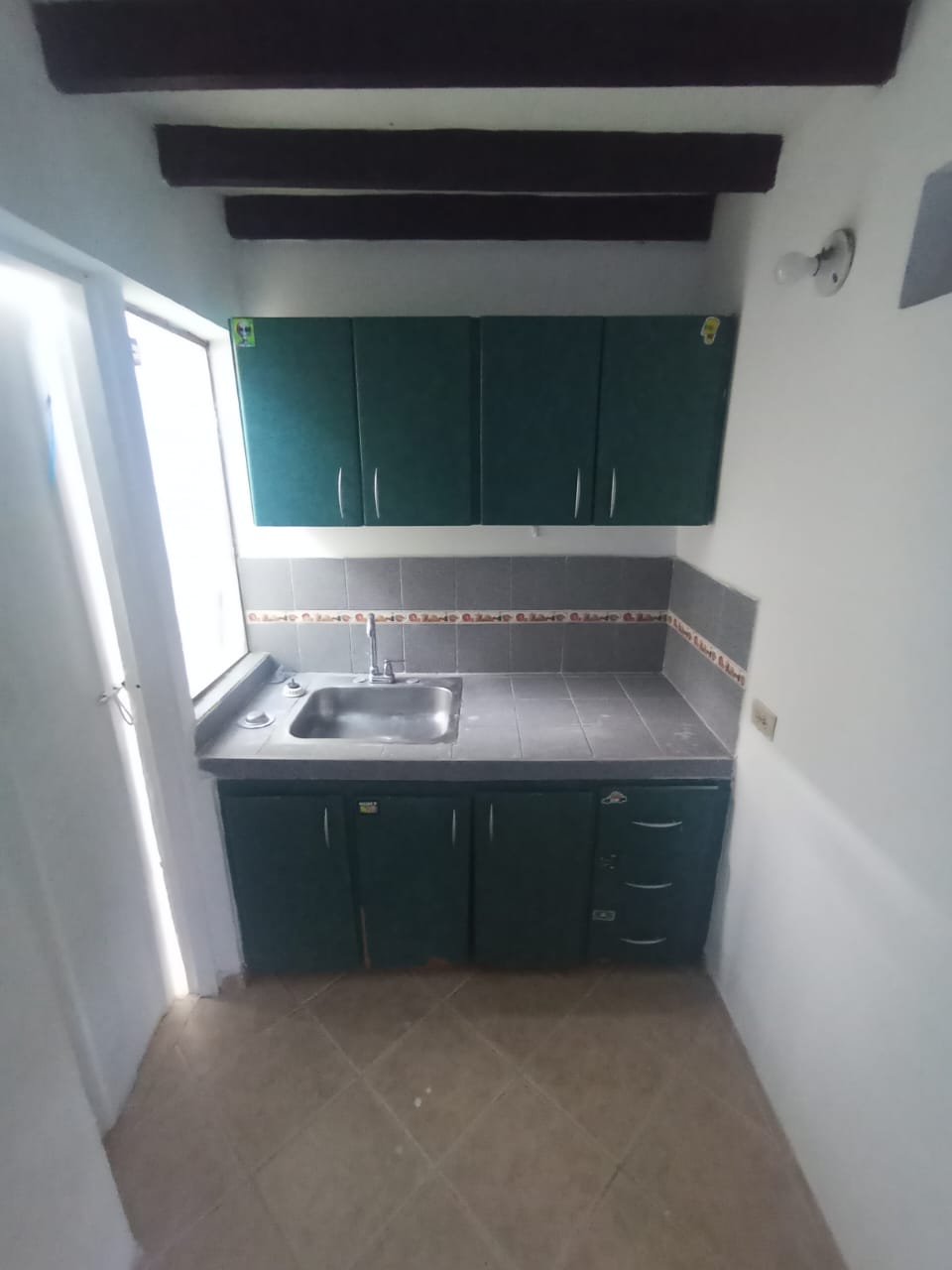 ARRIENDO APARTAESTUDIO SECTOR COLINAS