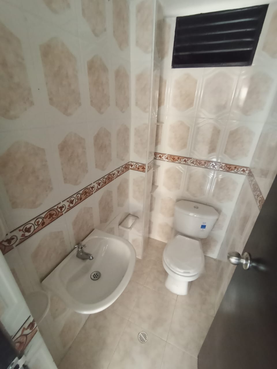 ARRIENDO APARTAMENTO EN VILLAJARDIN