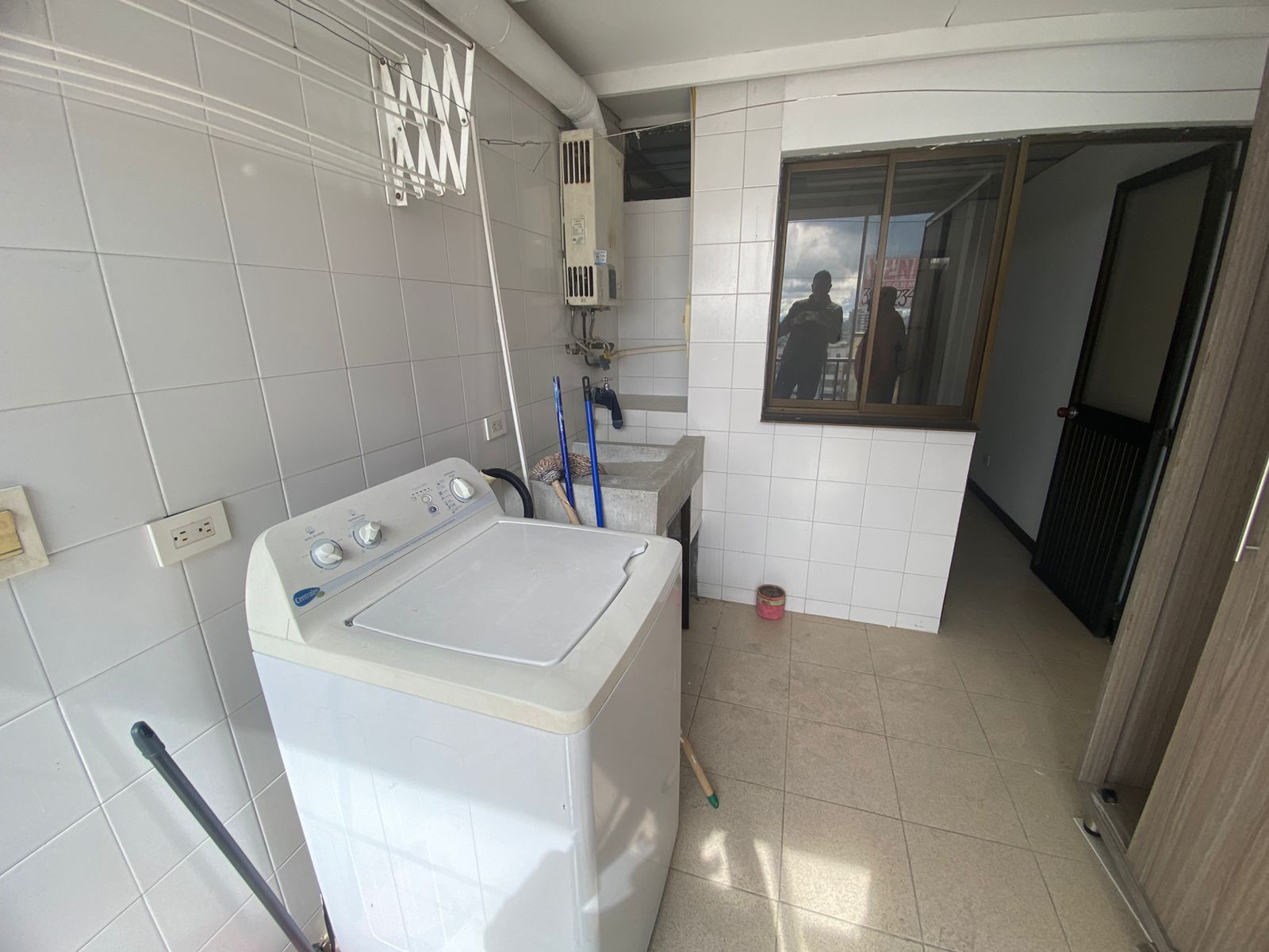 SE VENDE APARTAMENTO EN MILAN