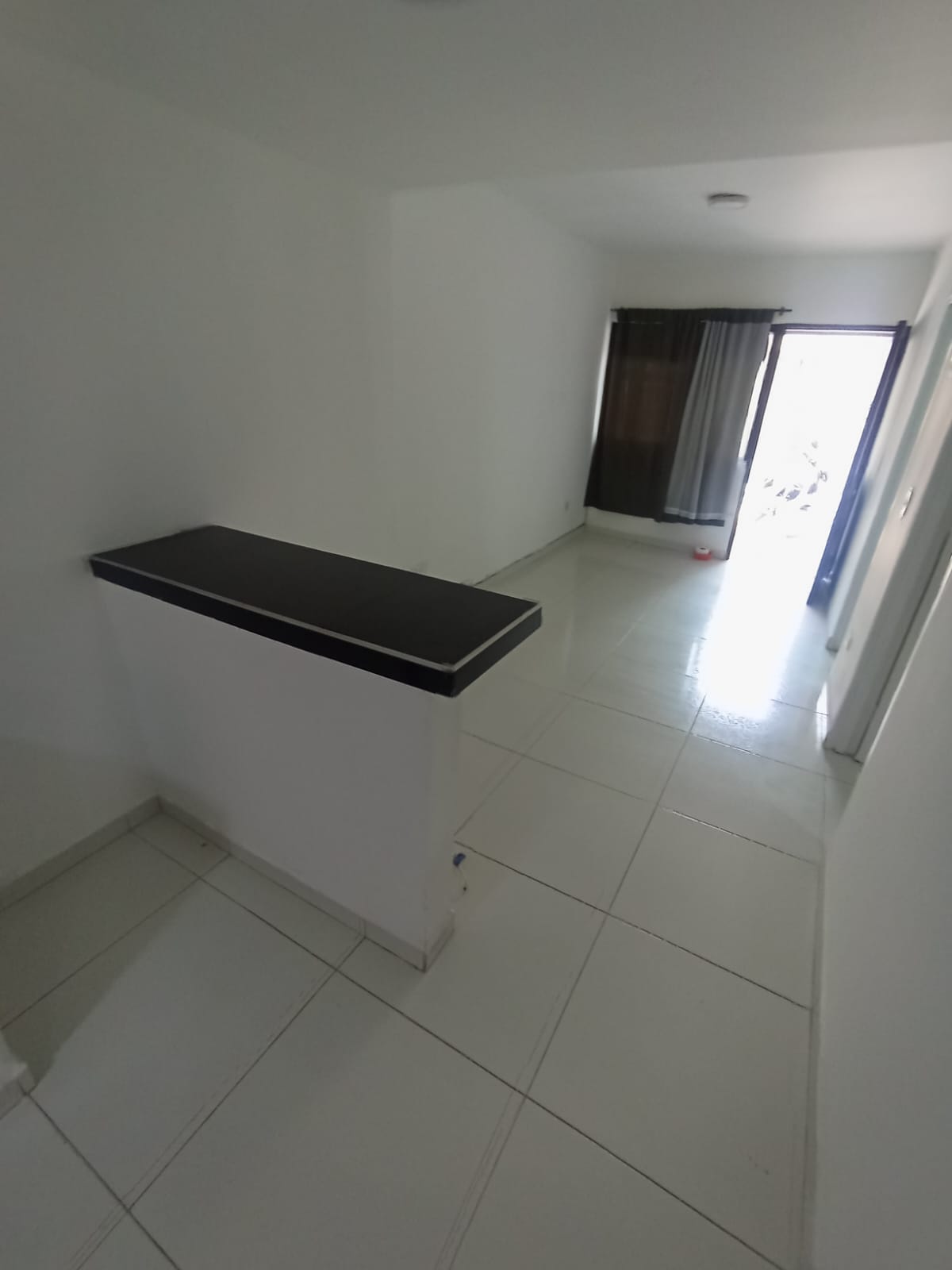 SE ARRIENDA APARTAMENTO EN MALHABAR