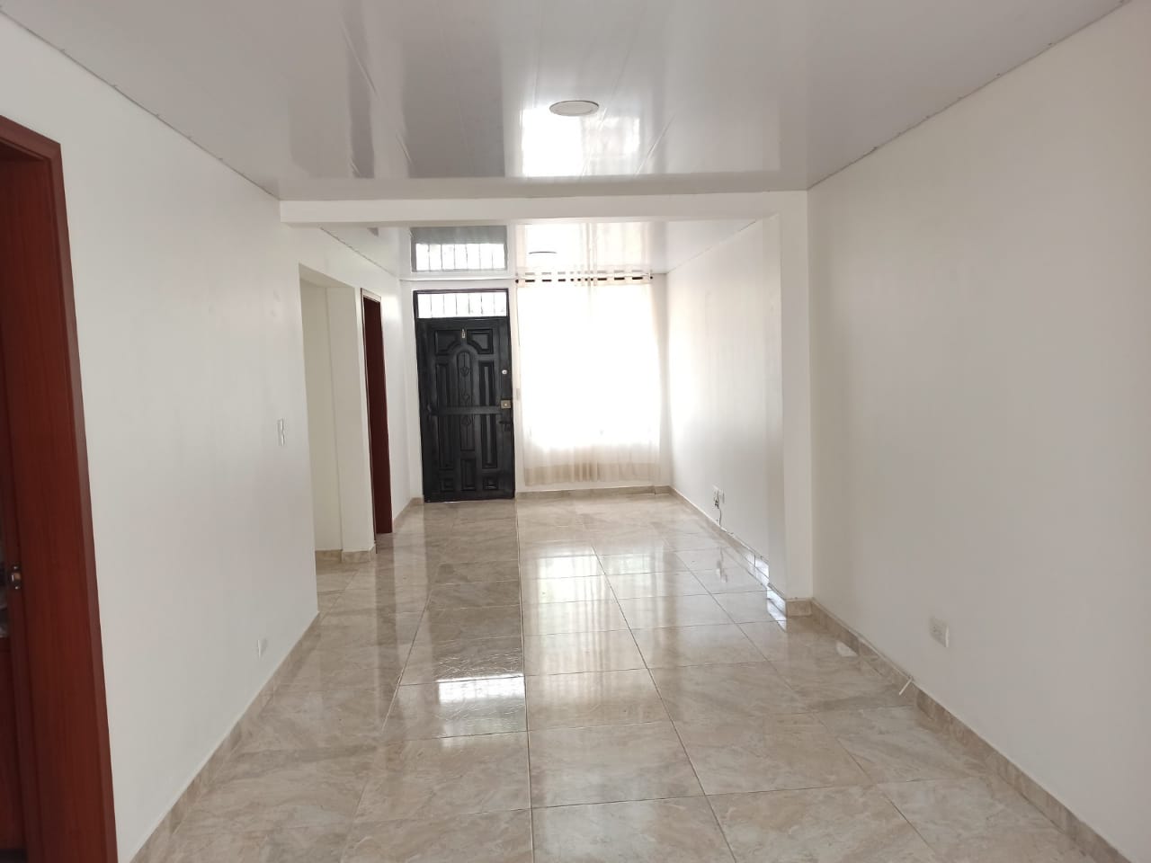 SE VENDE CASA BIEN UBICADA EN JARDIN II PEREIRA