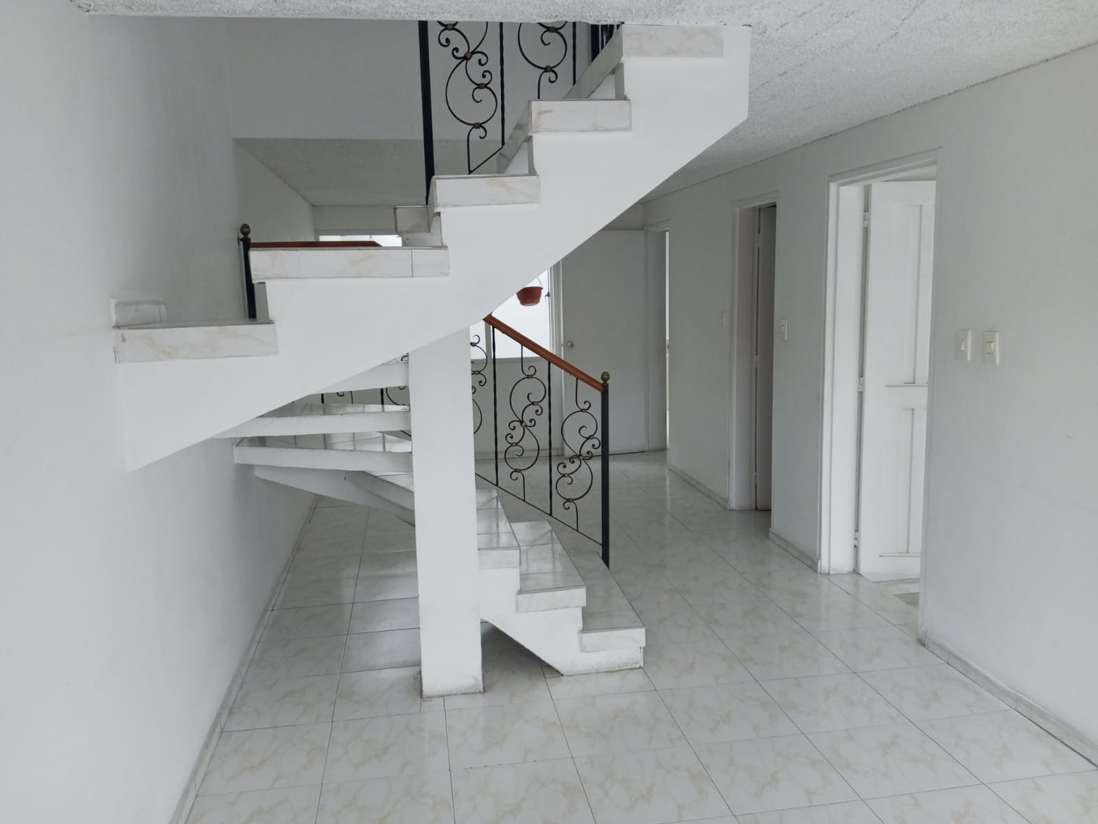 CASA EN VENTA CAMPOHERMOSO