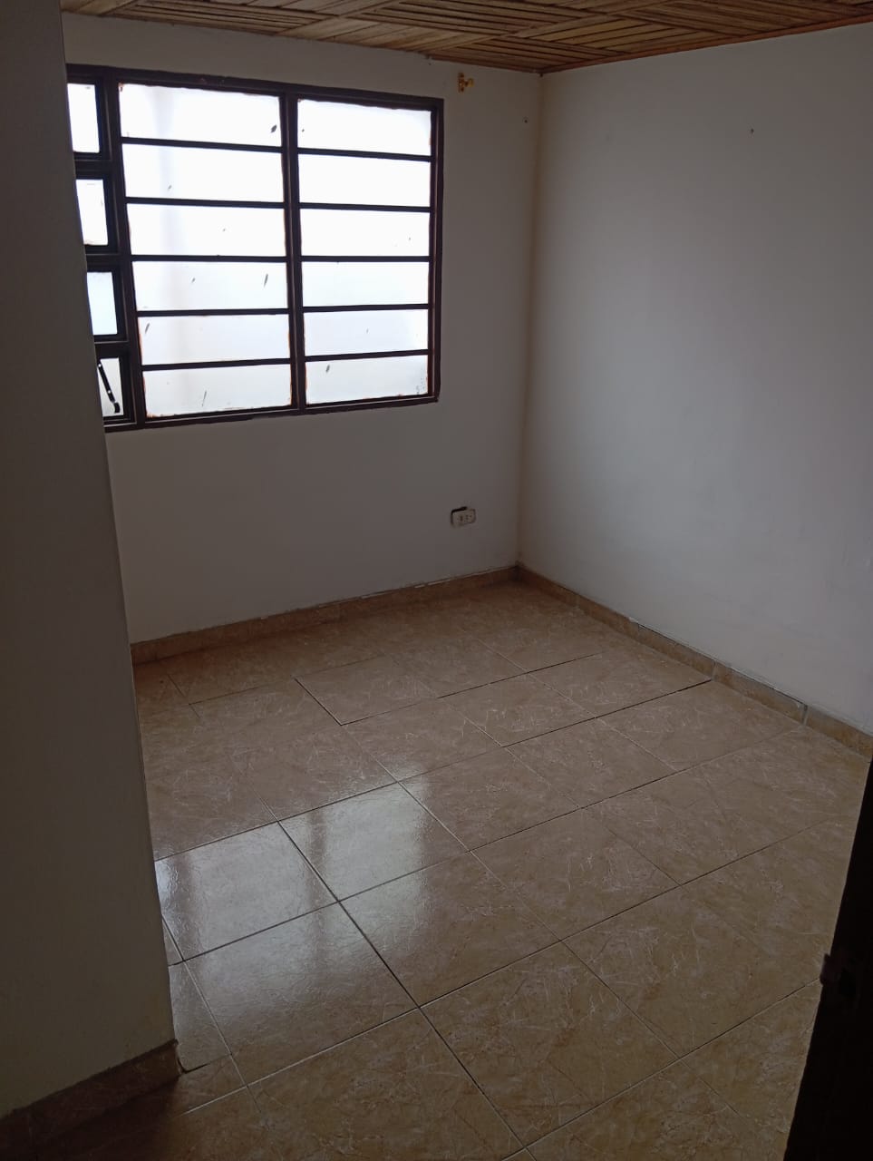 ARRIENDO CASA SECTOR LA ESTRELLA