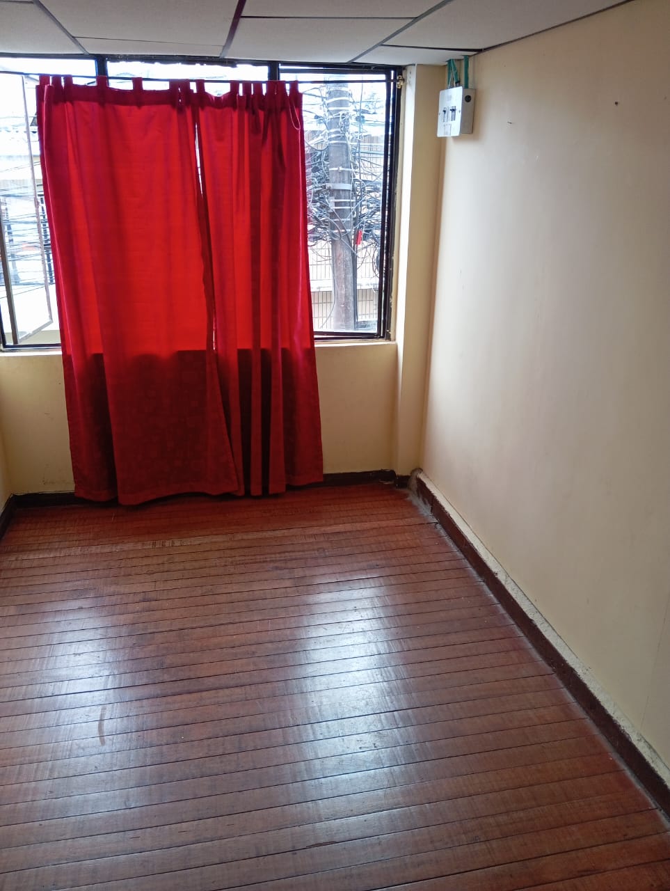 ARRIENDO CASA SECTOR BARRIO VELEZ