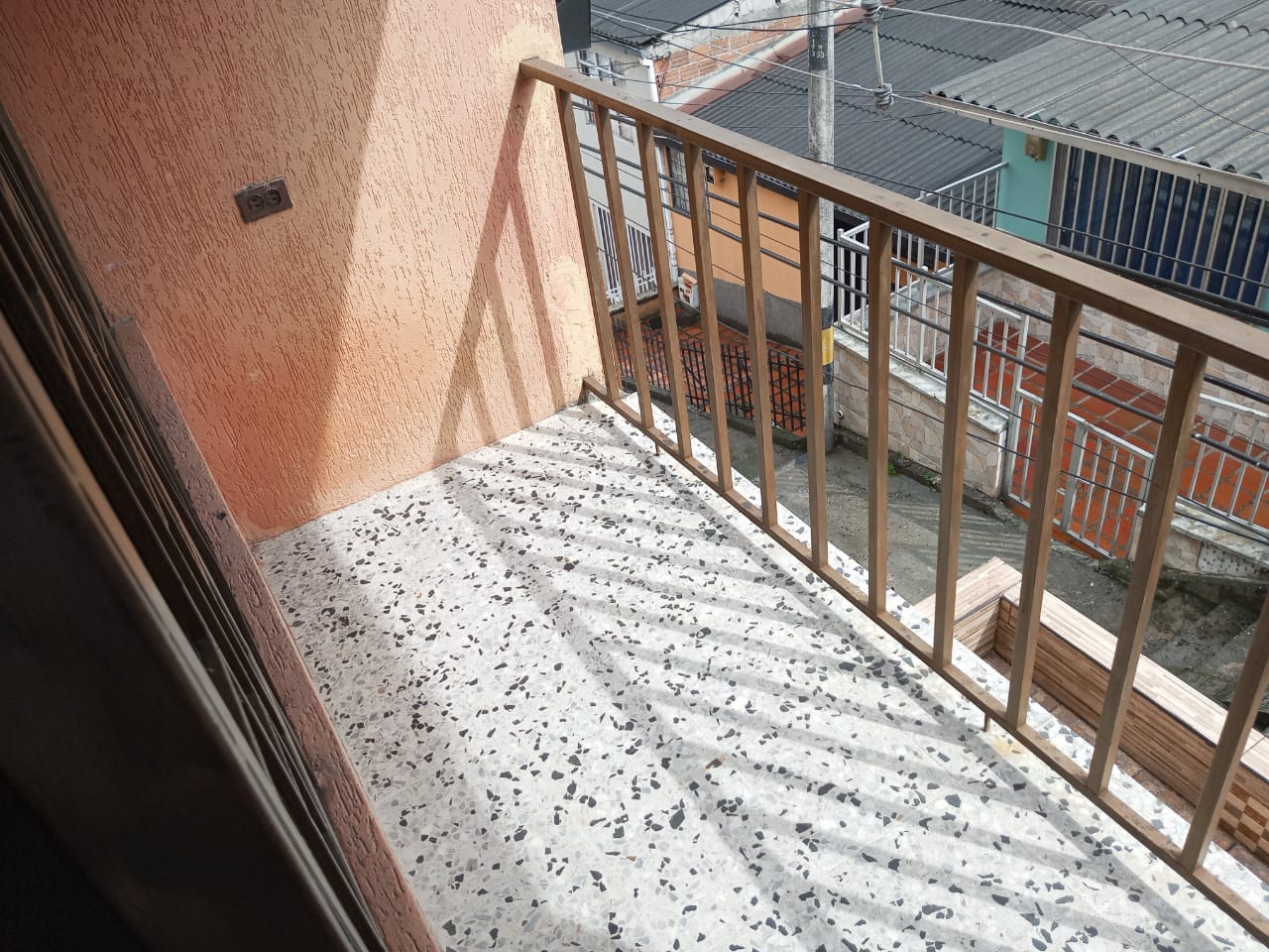 CASA EN VENTA SECTOR BAJO PRADO