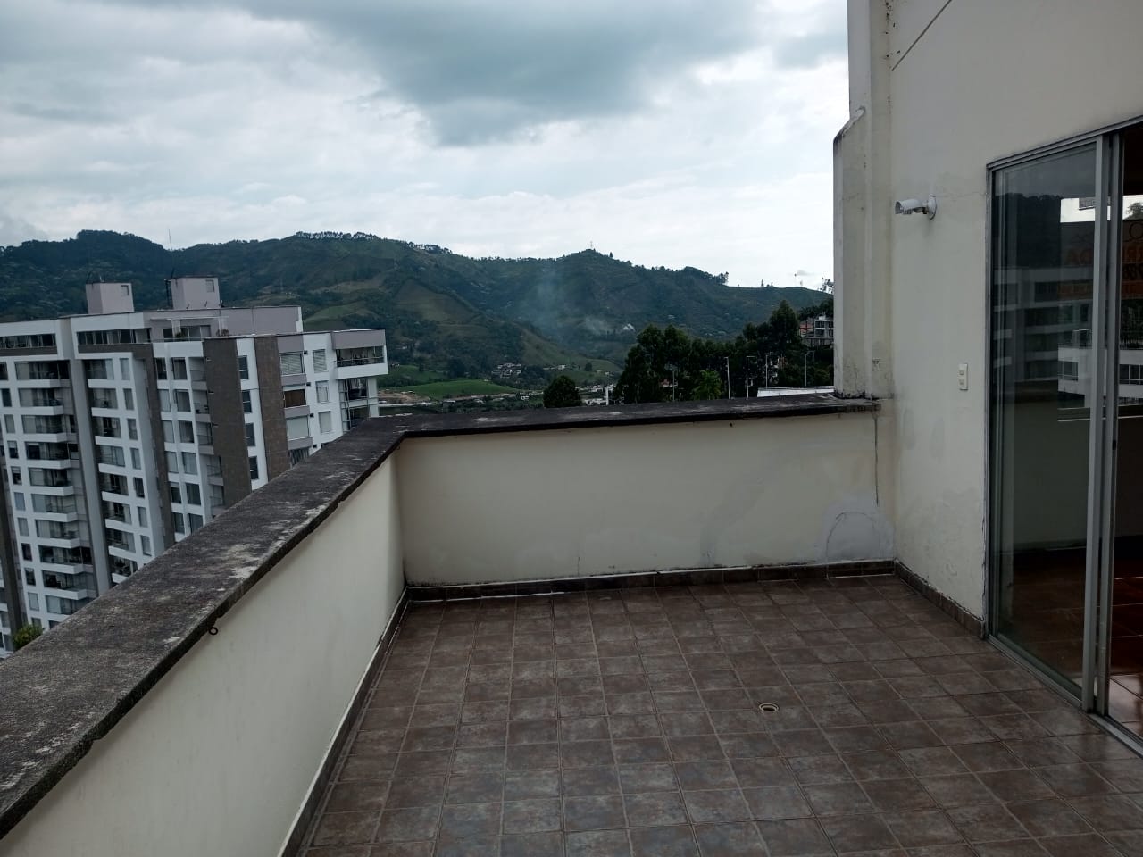 ARRIENDO APARTAMENTO SECTOR  EL TREBOL