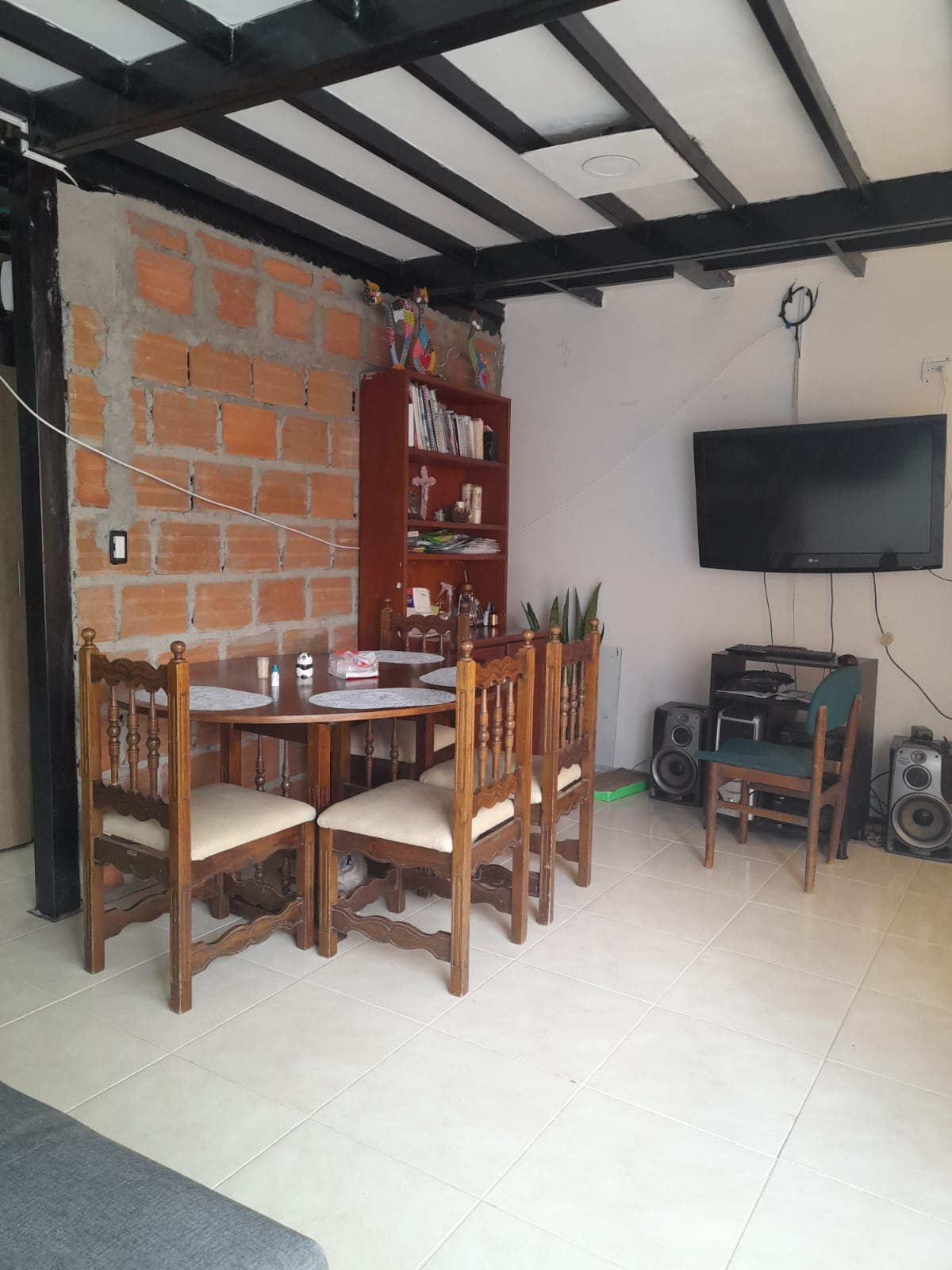 CASA EN VENTA SECTOR ALTOS DEL PORTON