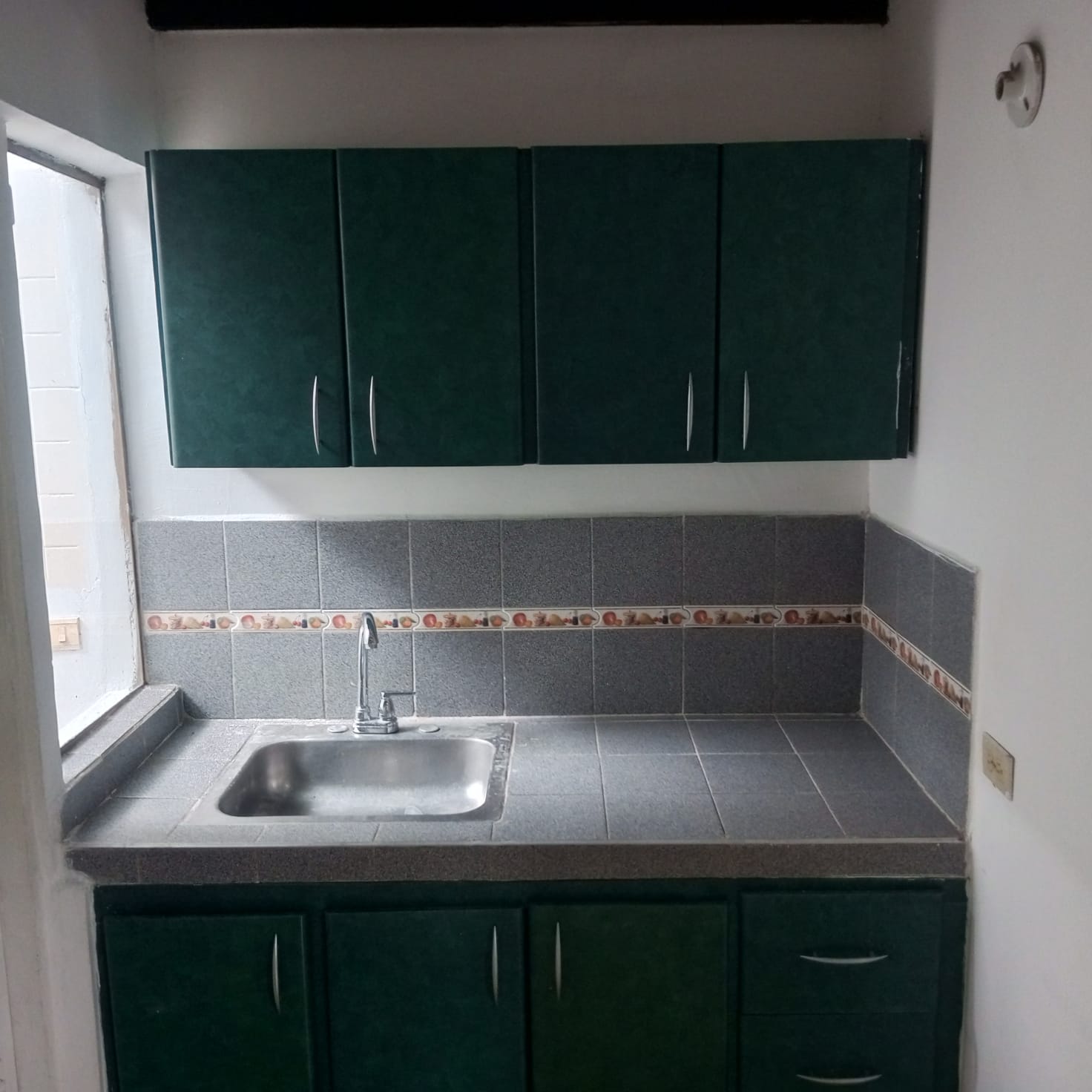 ARRIENDO  APARTAESTUDIO COLINAS MANIZALES