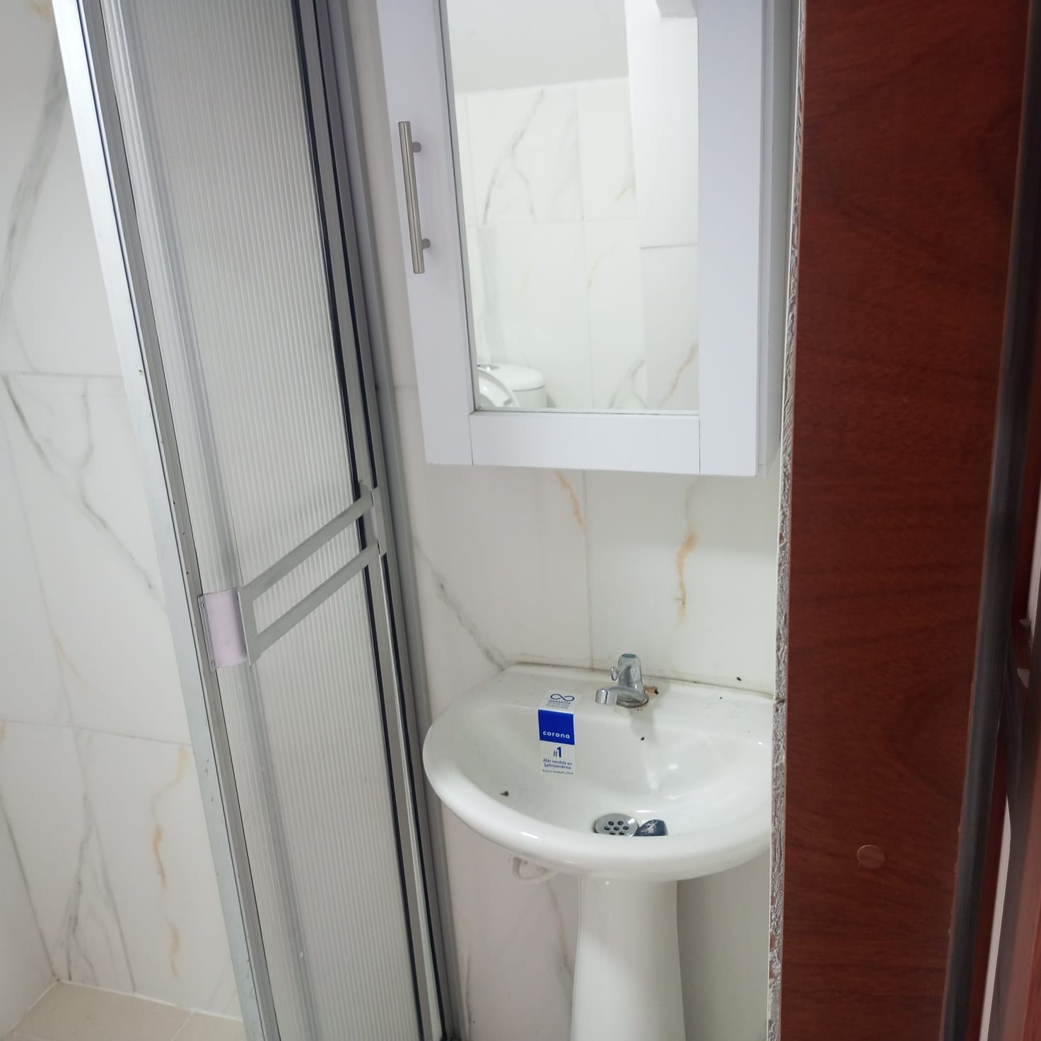 ARRIENDO APARTAESTUDIO EN FUNDADORES