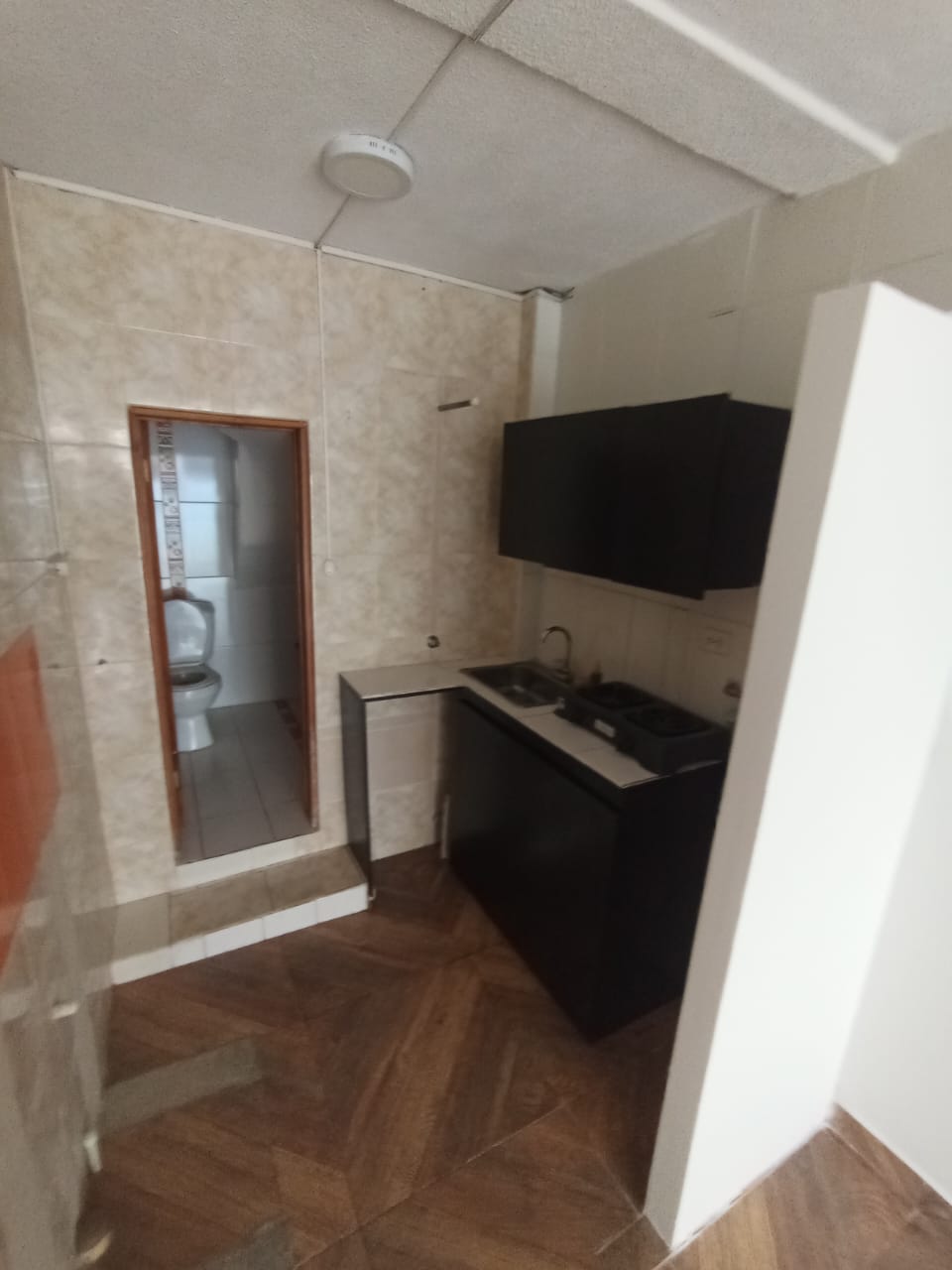 ARRIENDO LOCAL EN LA ESTRELLA