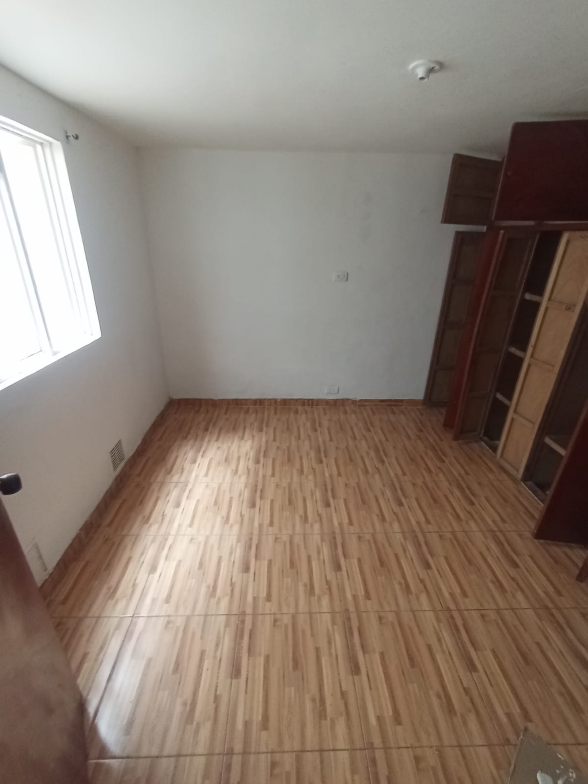 SE ARRIENDA APARTAMENTO EN CAMPO HERMOSO