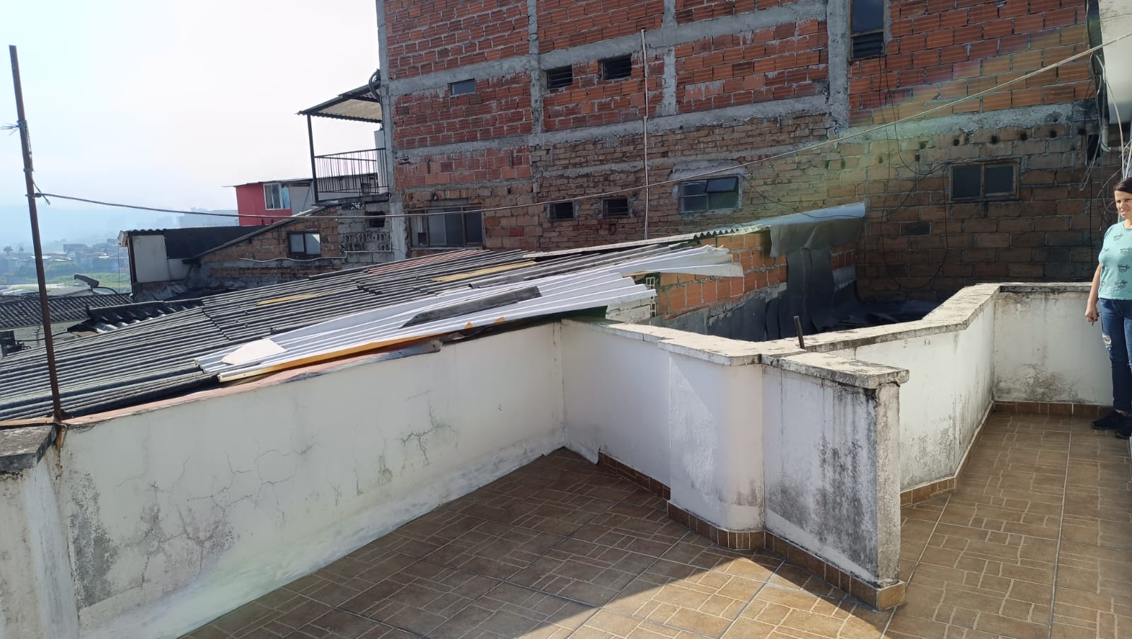 SE VENDE CASA CERCA UNIVERSIDAD MANIZALES