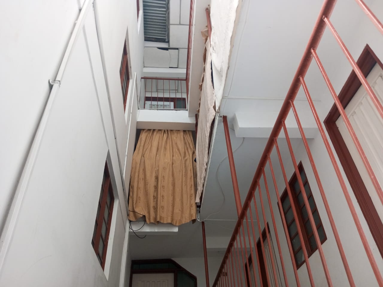CASA EN VENTA CAMPOAMOR