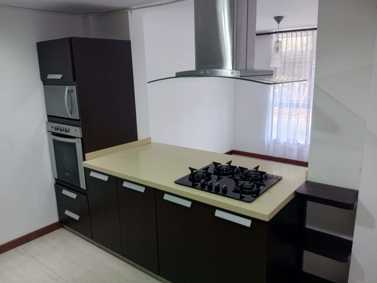 CASA EN VENTA LA ENEA