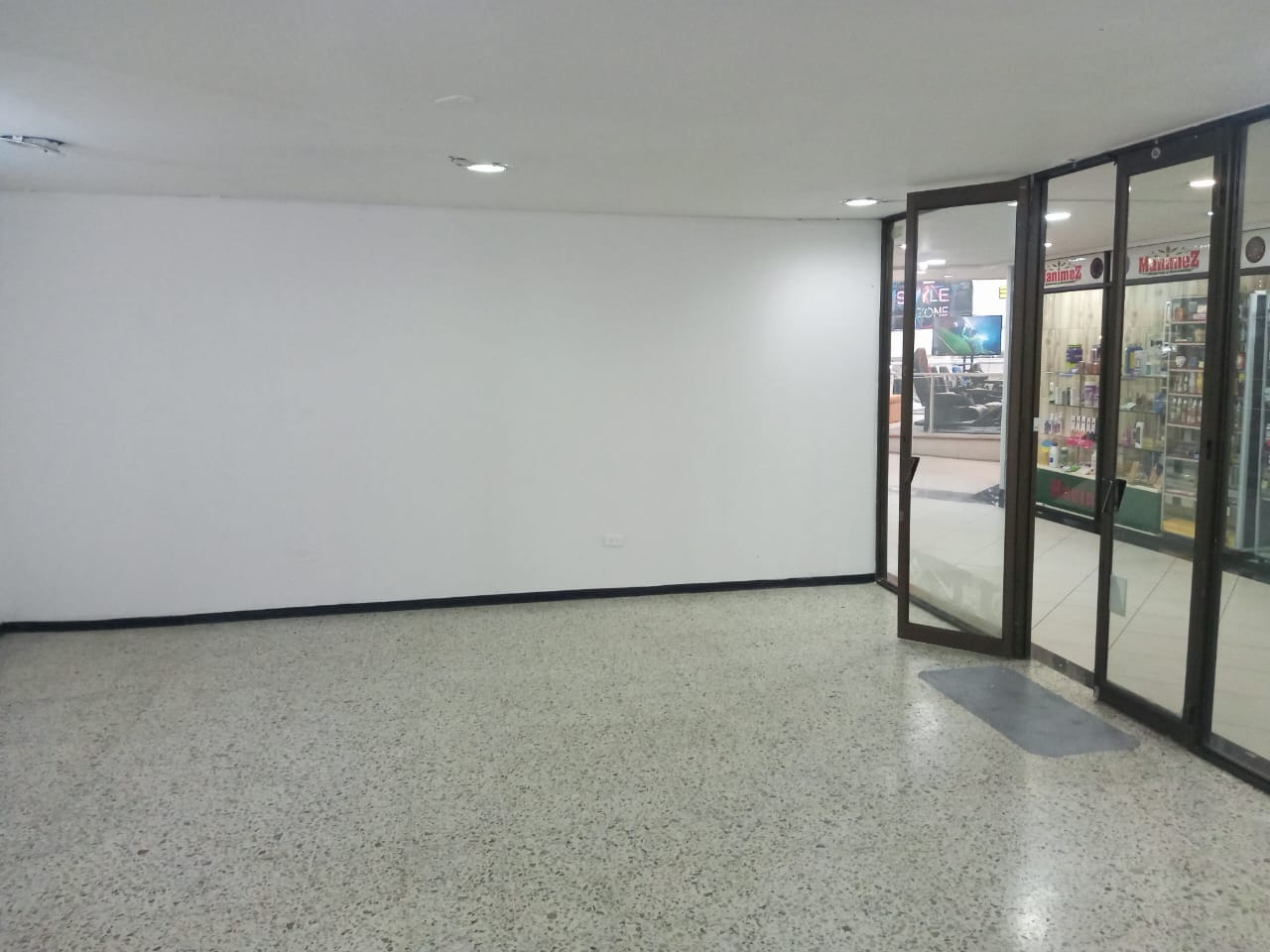LOCAL EN VENTA CENTRO
