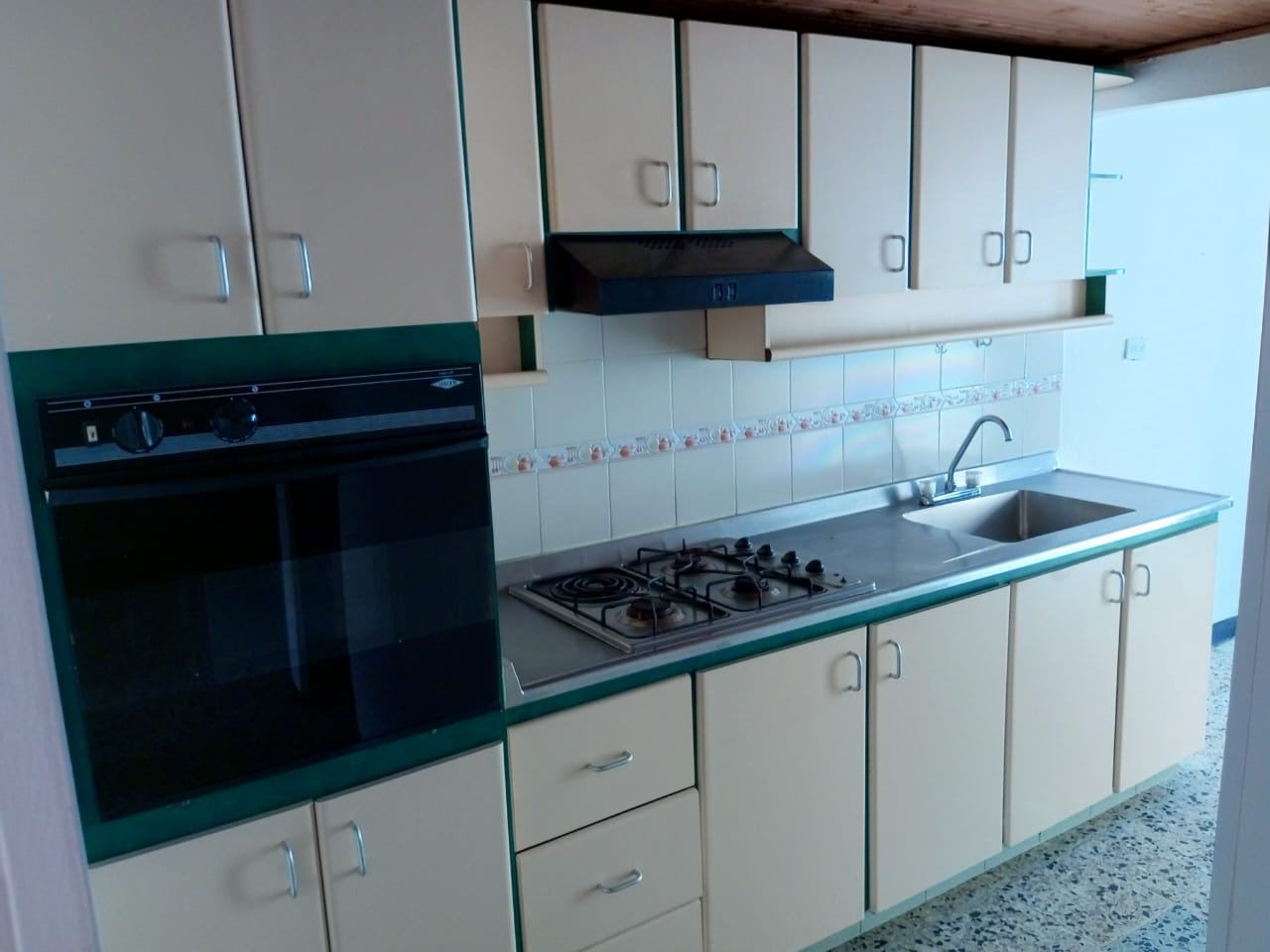 CASA EN VENTA SECTOR BAJO PRADO