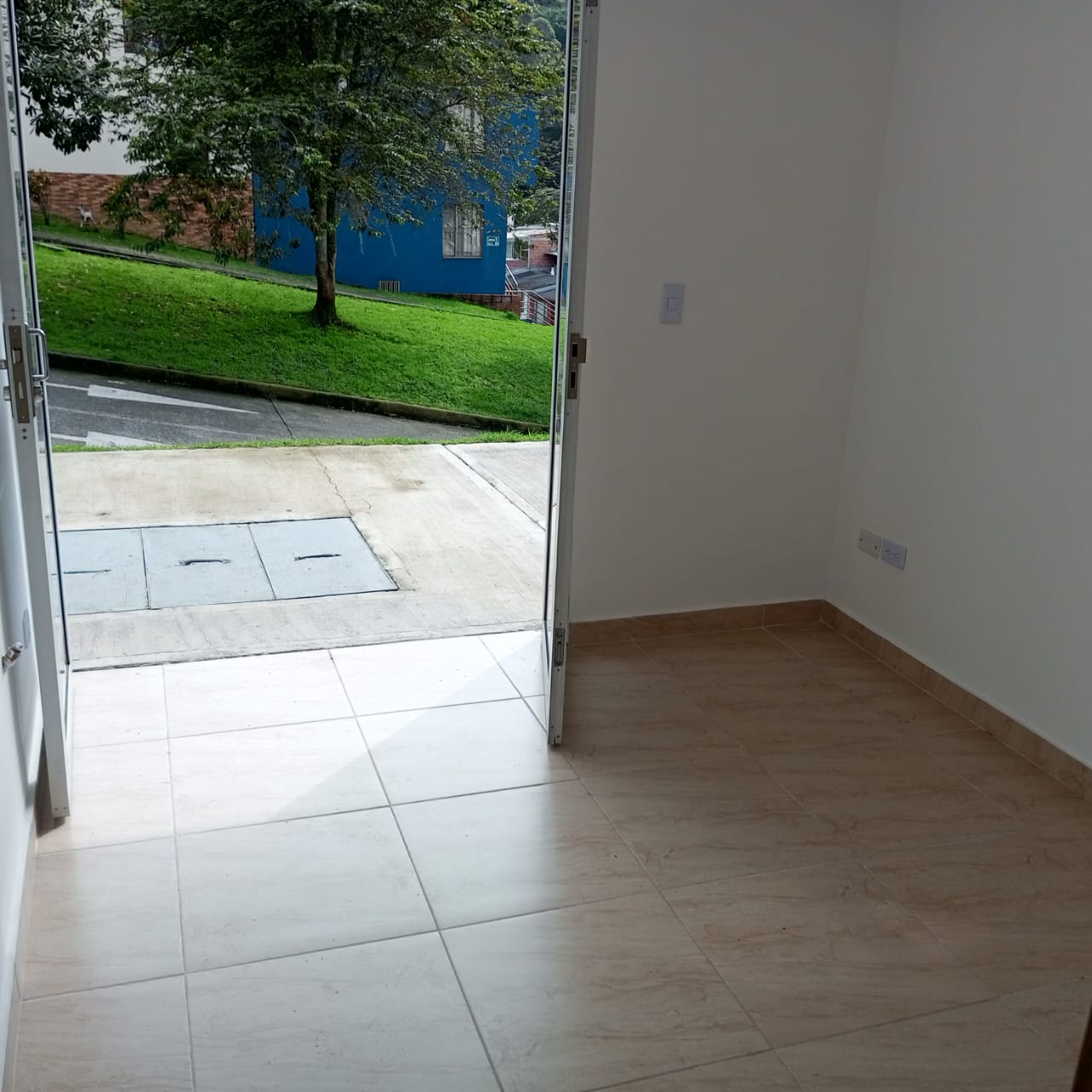 ARRIENDO O VENTA DE LOCAL SECTOR CASTILLA