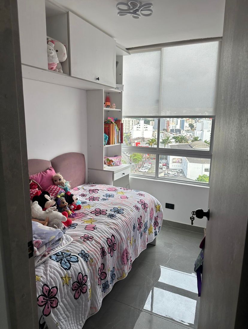 VENTA EXCELENTE APARTAMENTO POR LA AVENIDA SANTANDER
