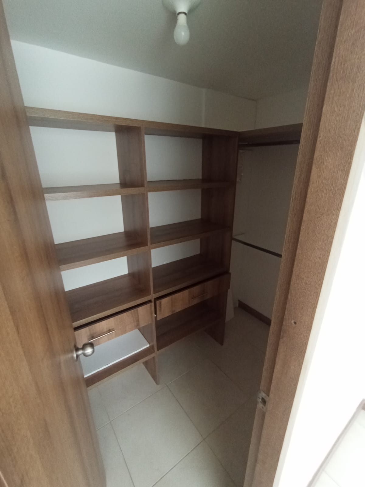 ARRIENDO APARTAMENTO EN LA CUMBRE