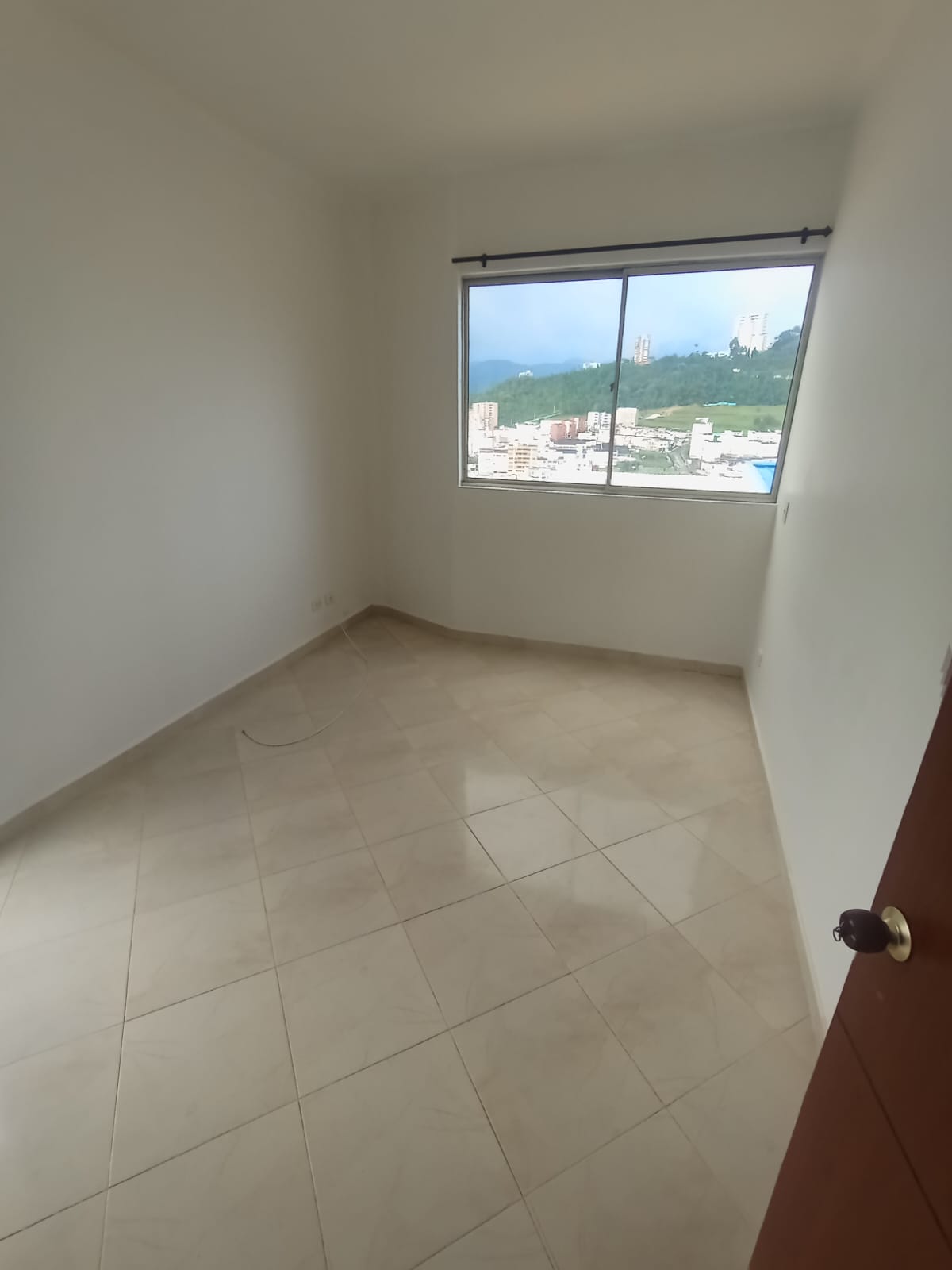 ARRIENDO APARTAMENTO EN MILAN