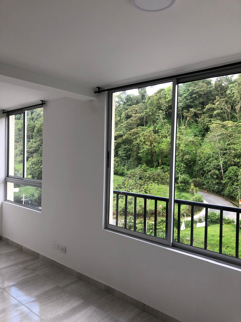 ARRIENDO APARTAESTUDIO EN LOS ALCAZARES