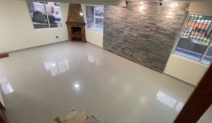 excelente casa en villa pilar
