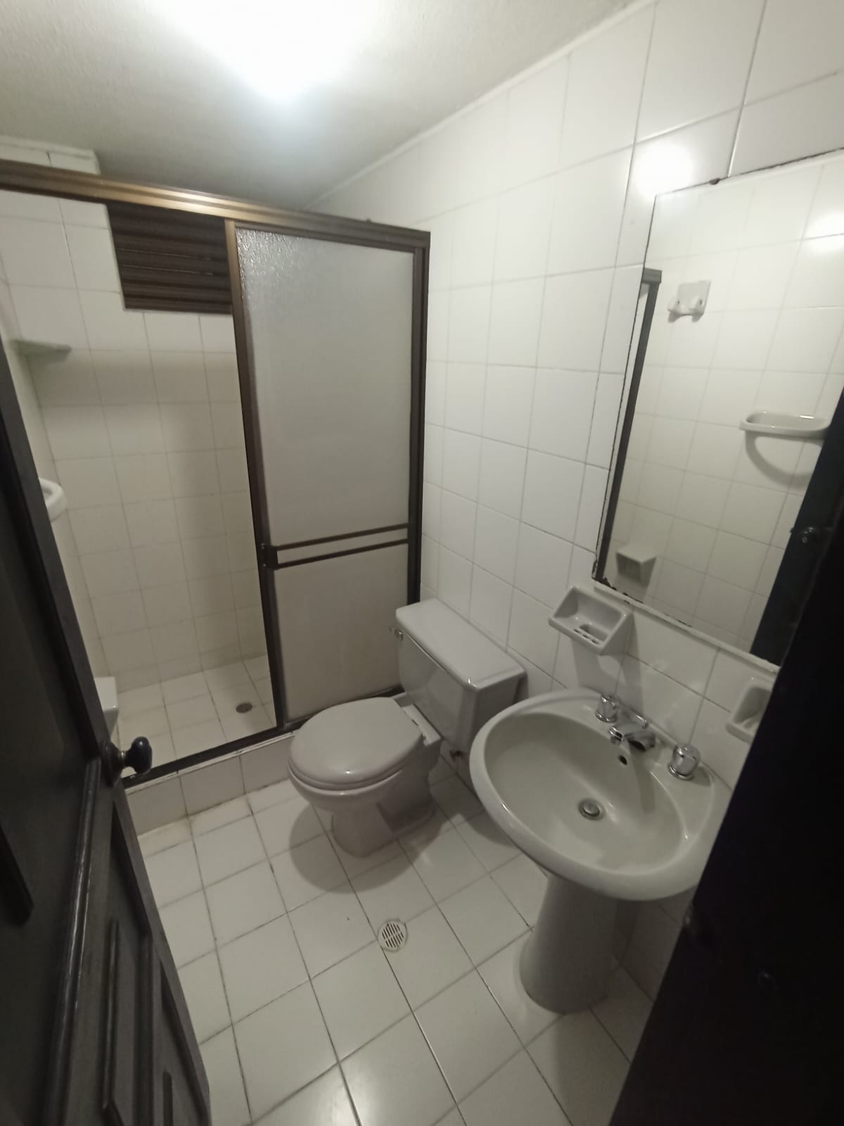 SE ARRIENDA APARTAMENTO EN MILAN