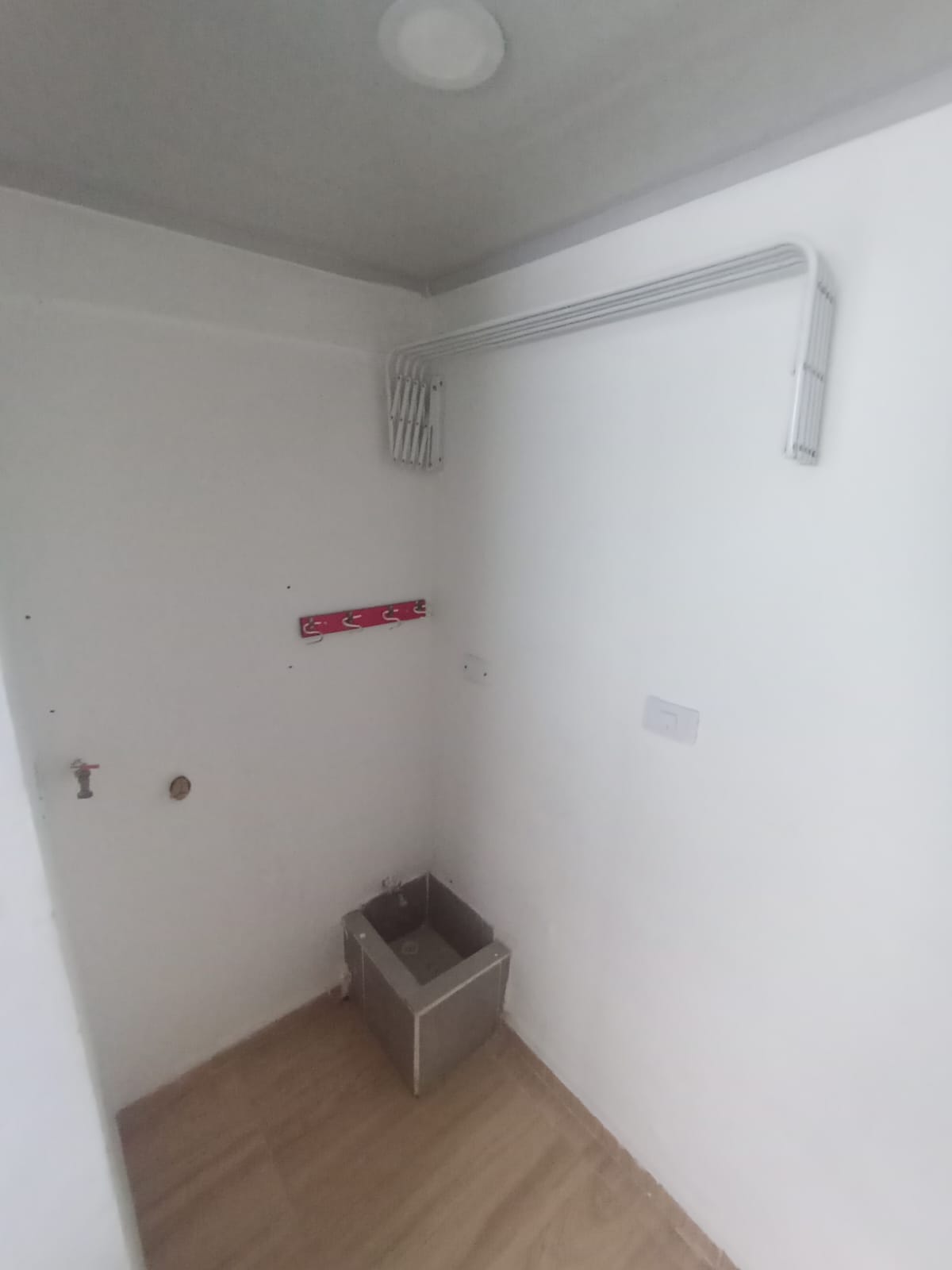 SE ARRIENDA APARTA ESTUDIO EN SAN ISIDRO