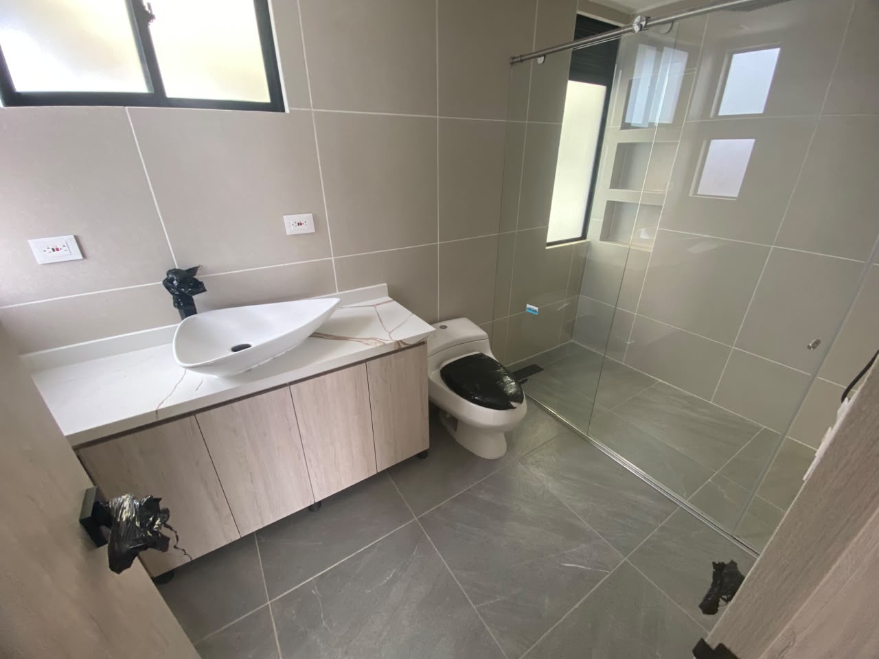 Se arrienda apartamento en Chipre
