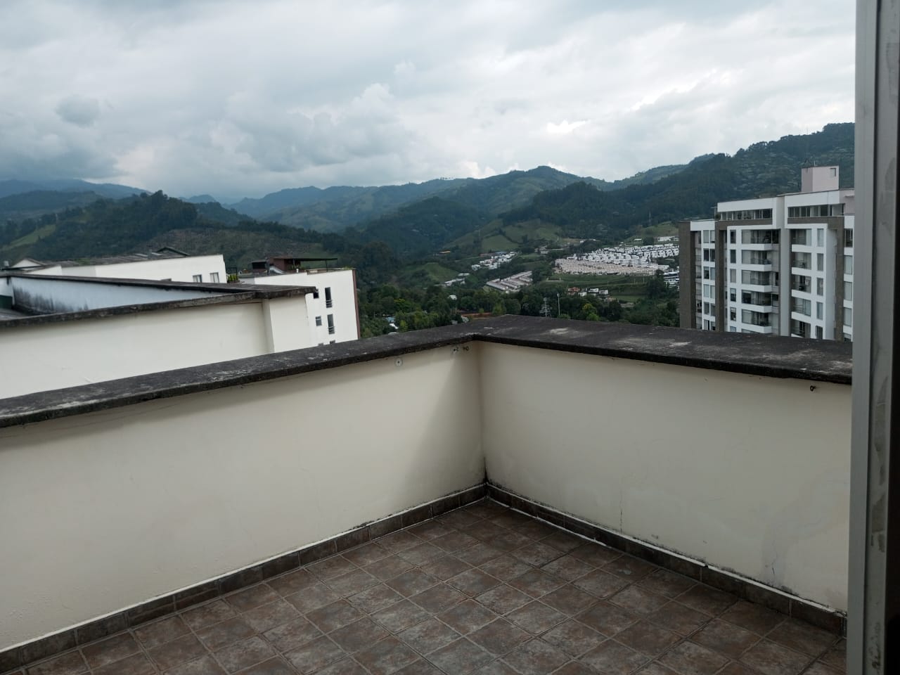 ARRIENDO APARTAMENTO SECTOR  EL TREBOL
