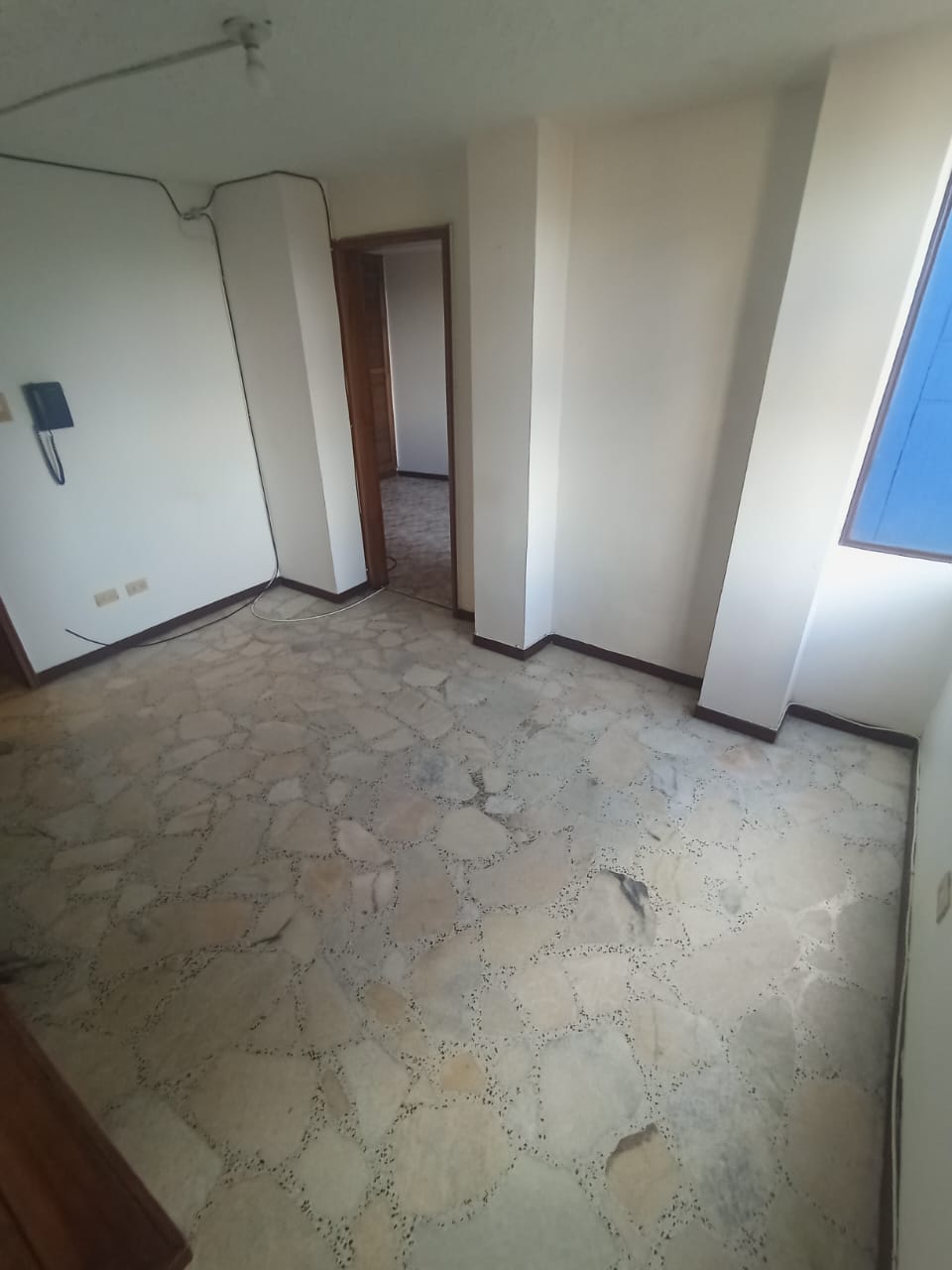 ARRIENDO APARTAESTUDIO SECTOR ALTA SUIZA