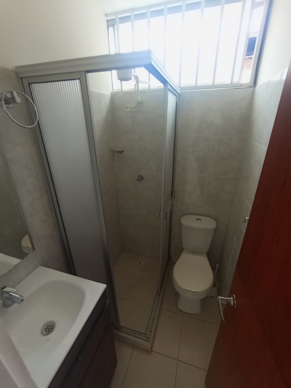 ARRIENDO APARTAESTUDIO SECTOR EL CARMEN