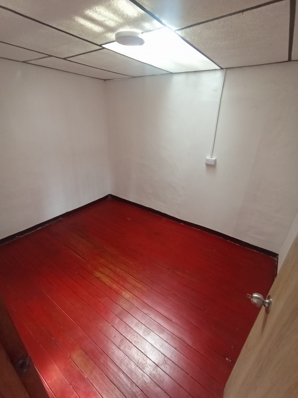 ARRIENDO CASA LAS AMERICAS