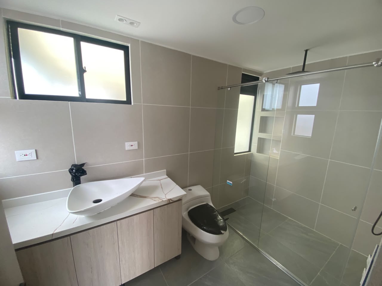 Se arrienda apartamento en Chipre