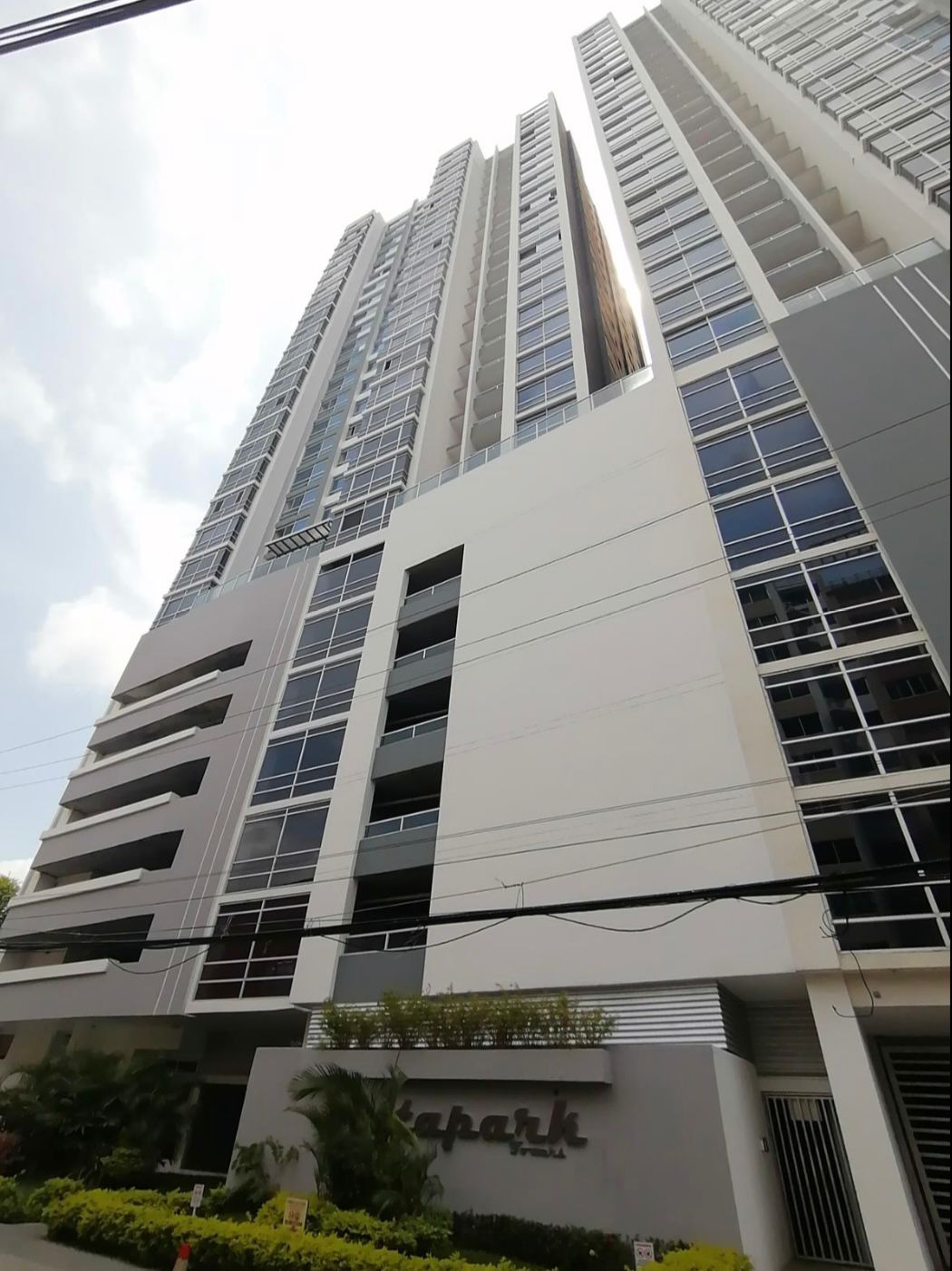 Venta de apartamento en PH Vista Park Towers. VC