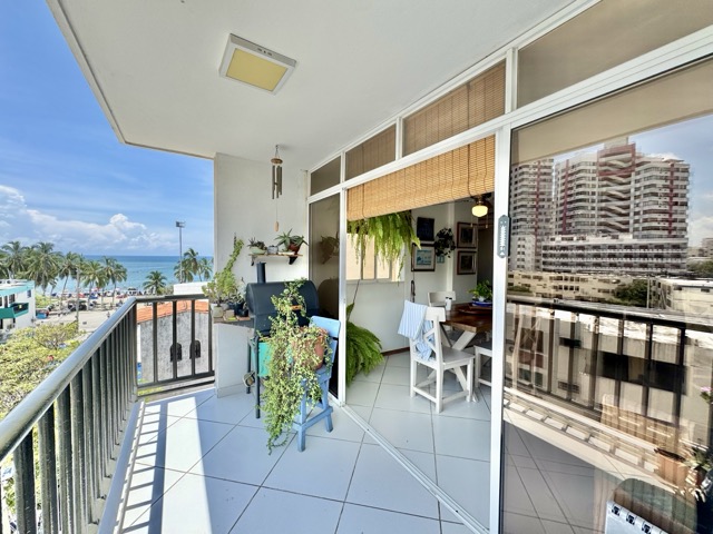 Apartamento en el corazon del Rodadero con vista y permiso de turismo