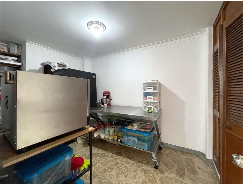 Se Vende Apartamento En La Castellana - Medellin