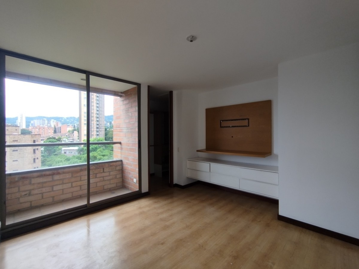 Se Arrienda Apartamento en los Balsos, El Poblado, Medellín