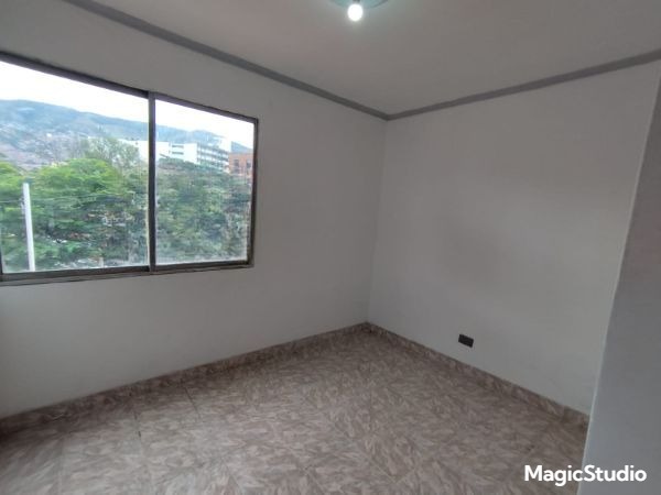 Se Arrienda Apartamento en el Centro de Medellín