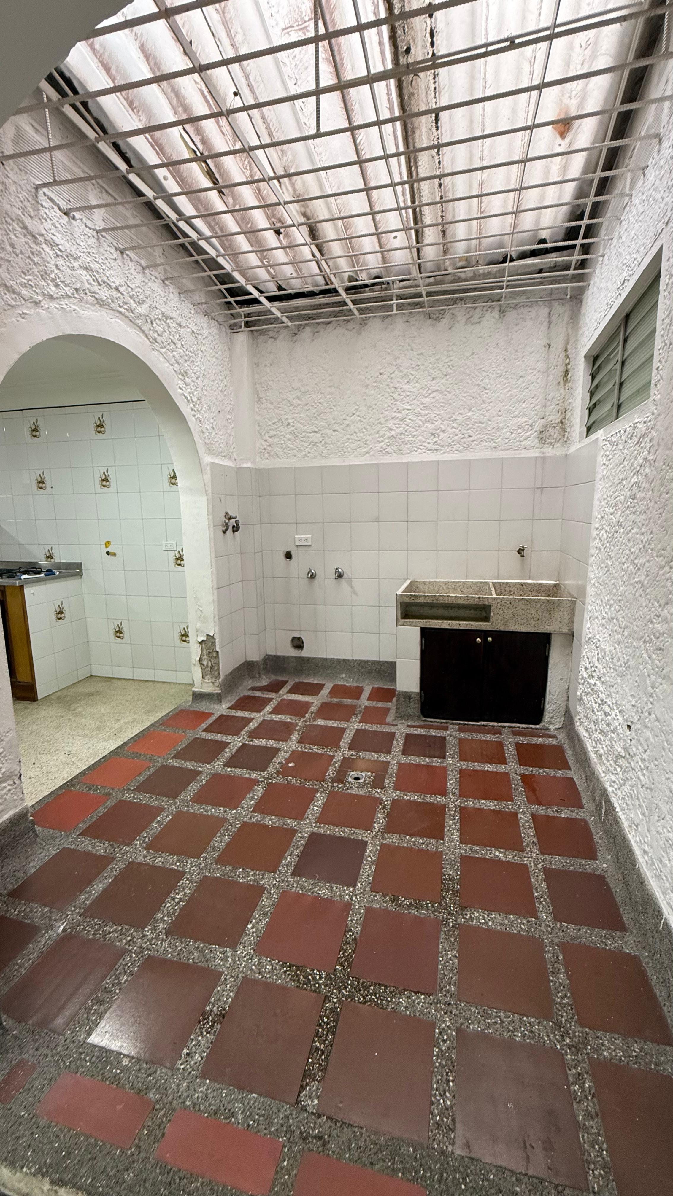 Se Arrienda Casa En Belén Las Mercedes, Medellín