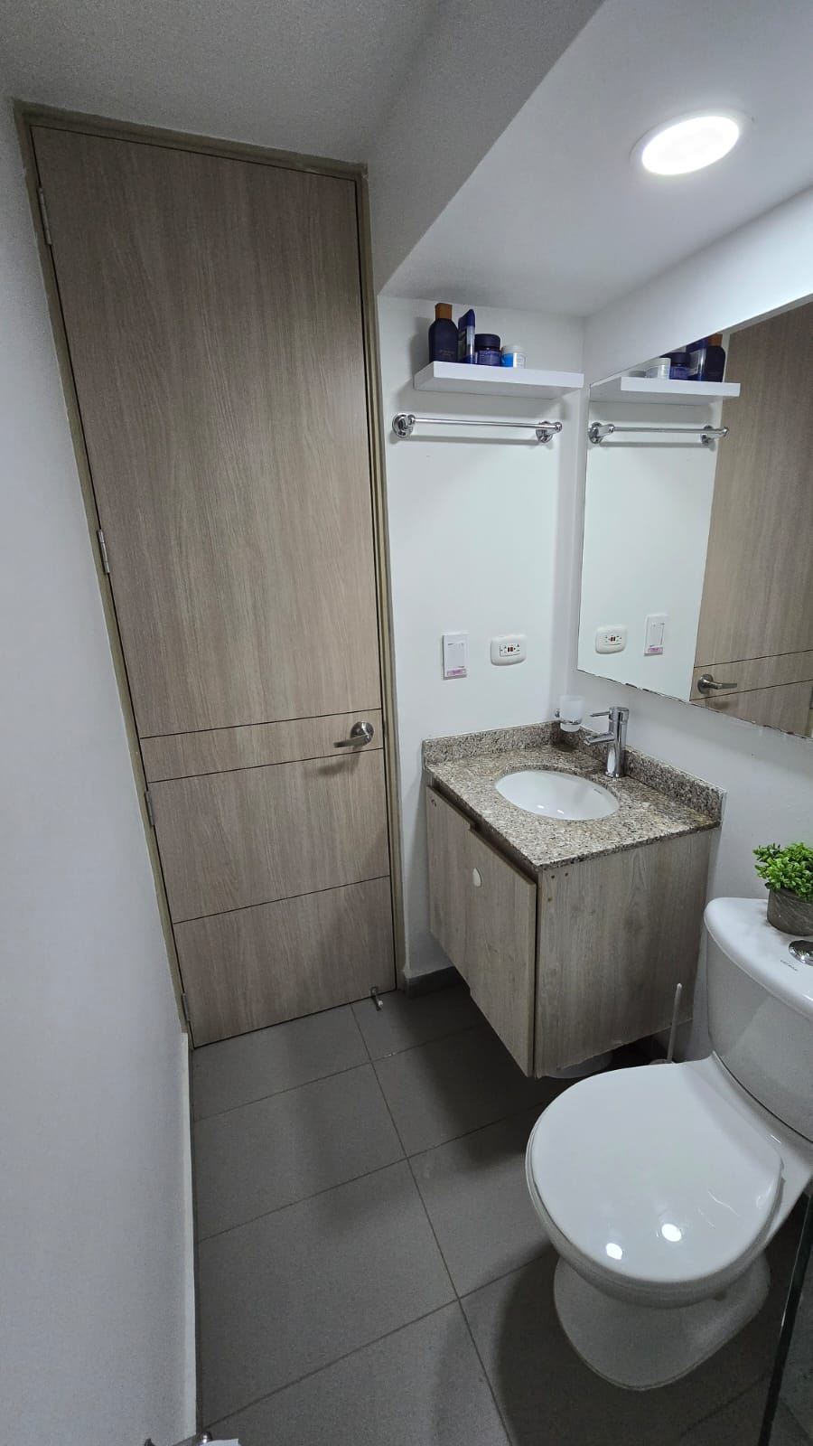 Se Vende Apartamento en la Loma de los Bernal, Medellín