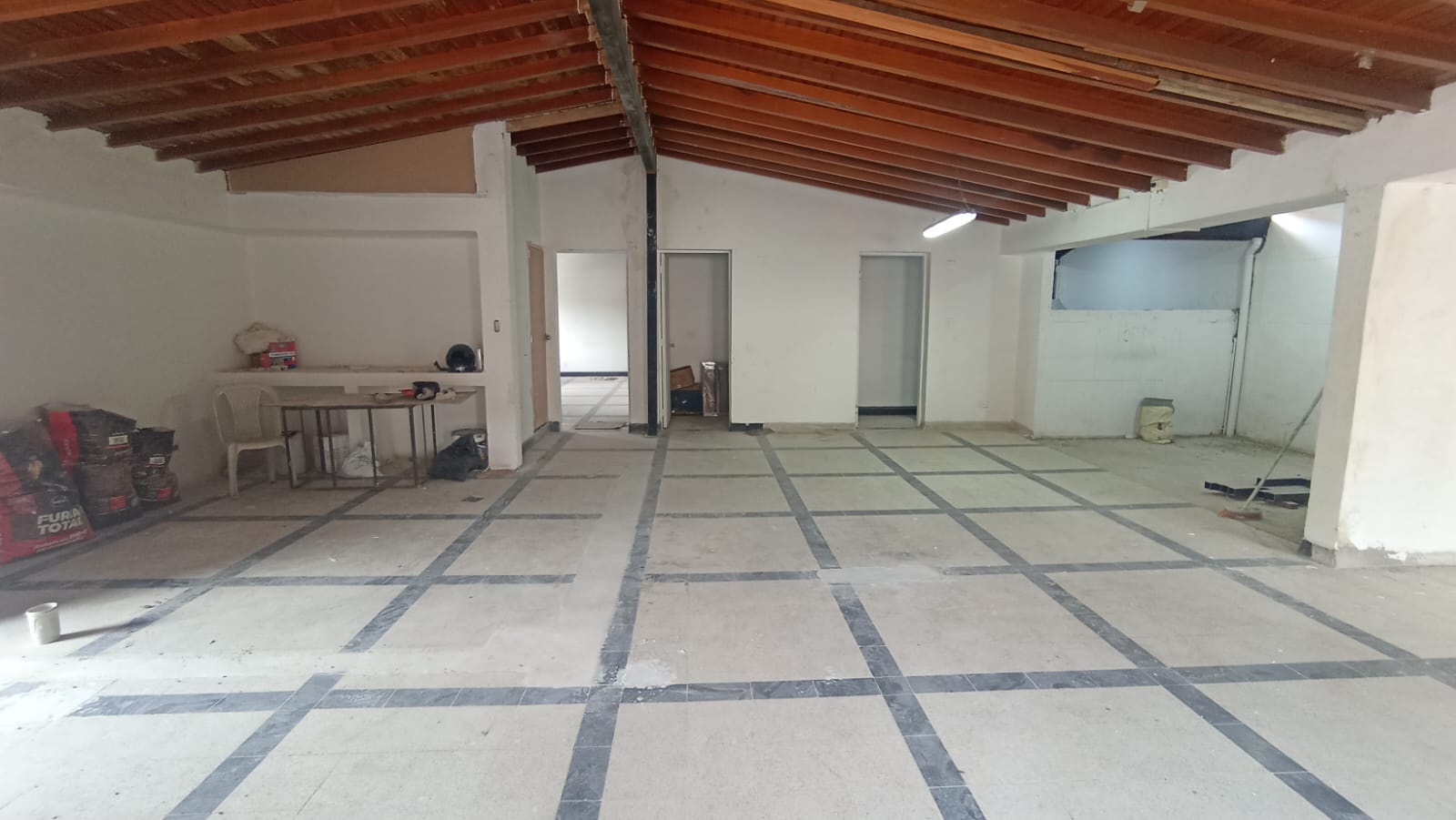 Se Arrienda Casa Comercial Belen Rosales, Medellin