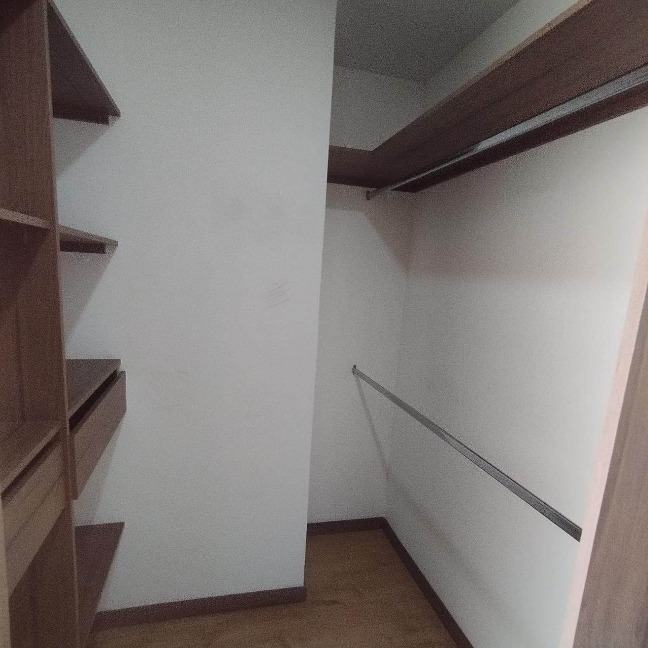 Se Arrienda Apartamento en En la Loma del Escobero, Envigado