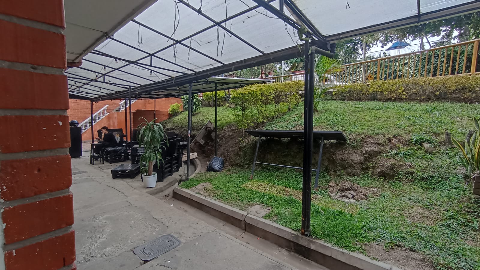 Se Arrienda Local En Robledo Villa Flora, Medellin